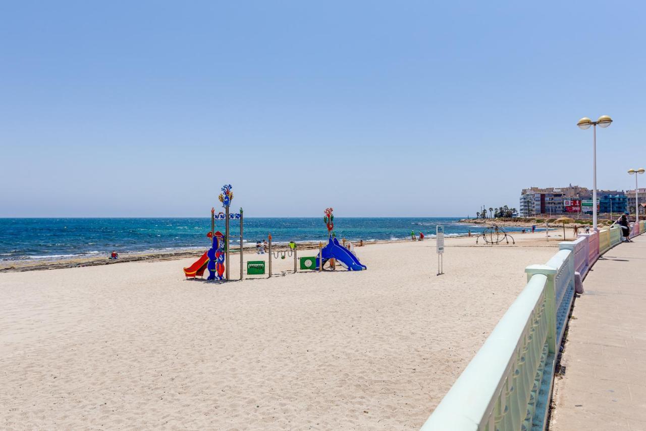 Apartamento Caravela Torrevieja Ngoại thất bức ảnh